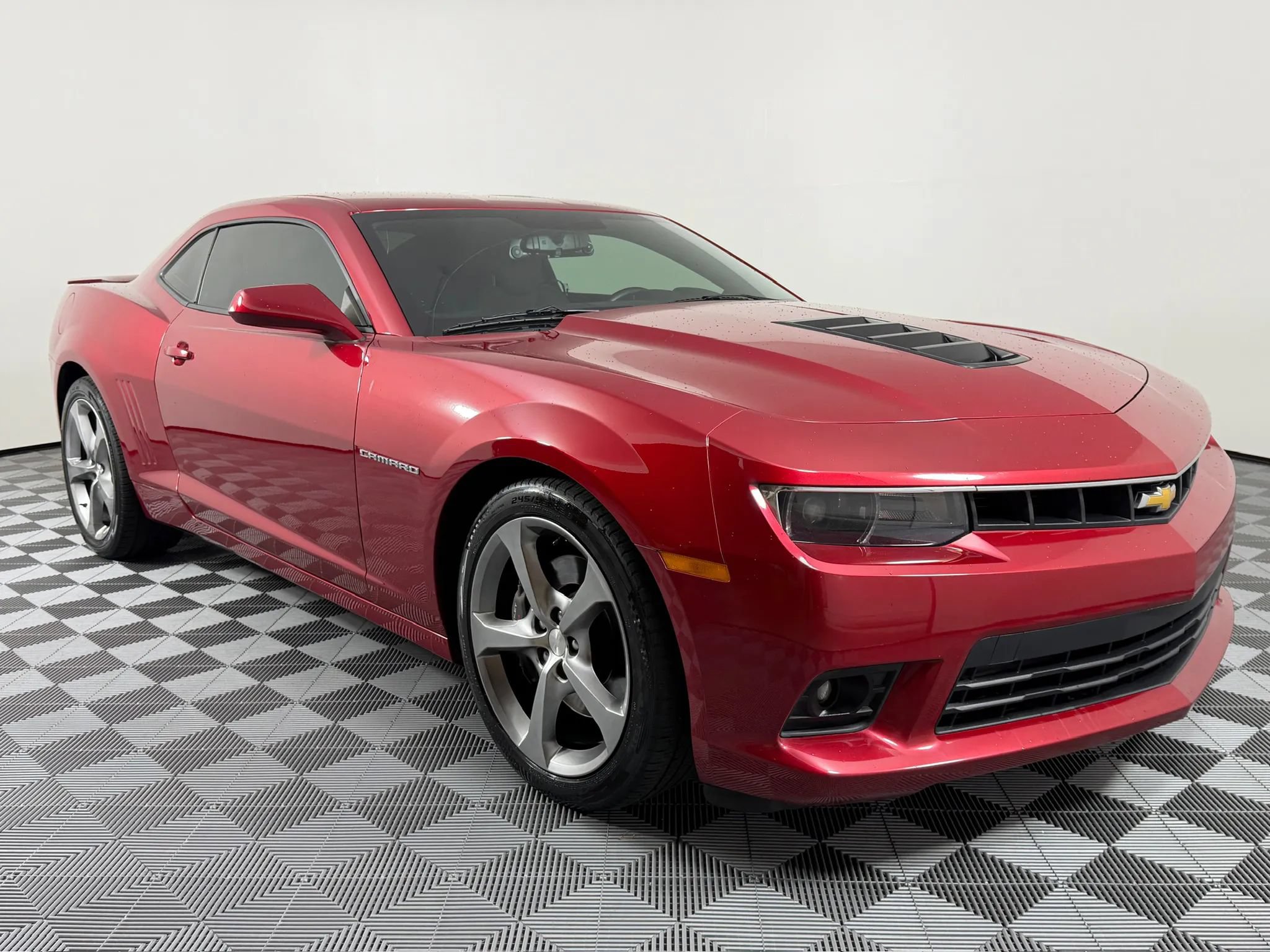 Used 2014 Chevrolet Camaro SS w/ RS Package RWD image 14