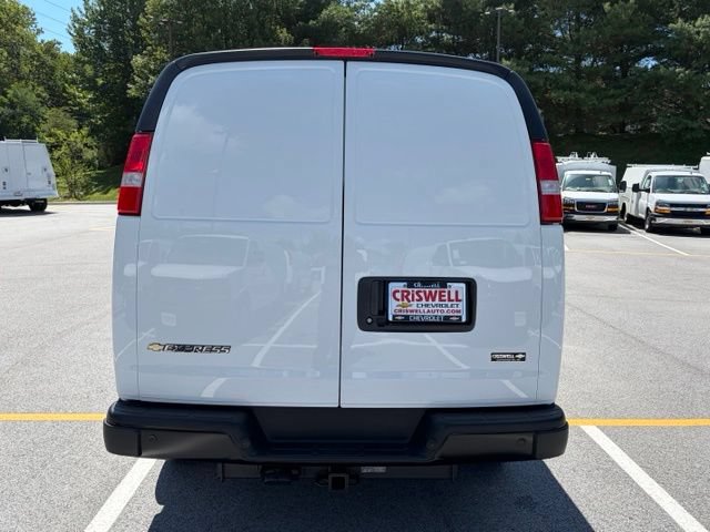 New 2026 Chevrolet Express 3500 w/ Driver Convenience Package RWD image 6