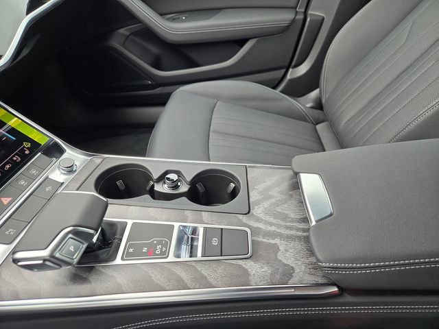 Used 2025 Audi A6 Premium Plus w/ Premium Plus Package image 25