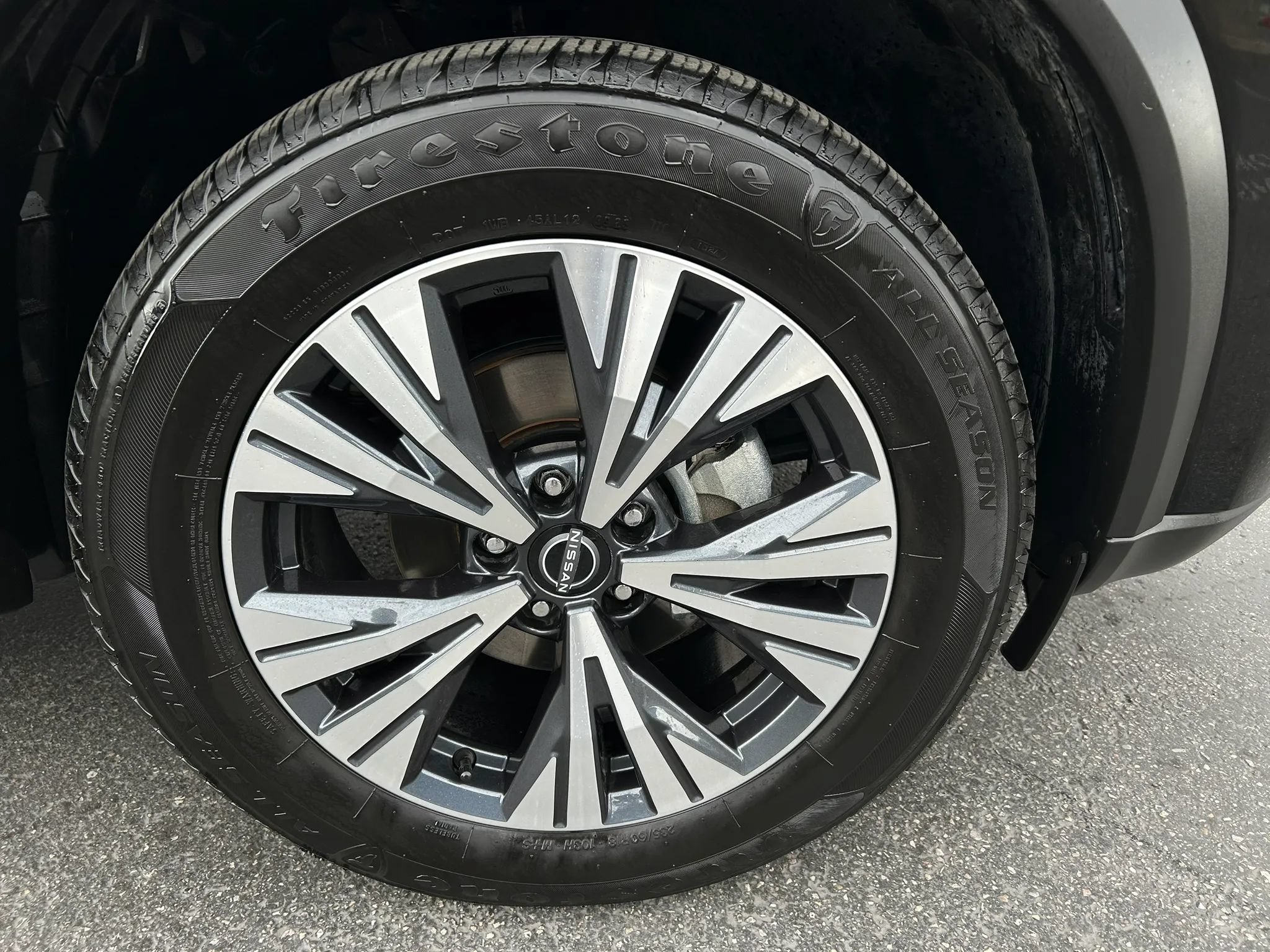 Used 2022 Nissan Rogue SV AWD/4WD image 25