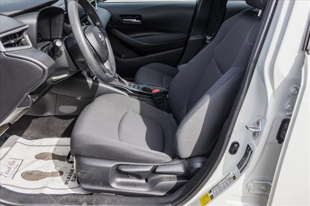 Used 2020 Toyota Corolla LE image 11