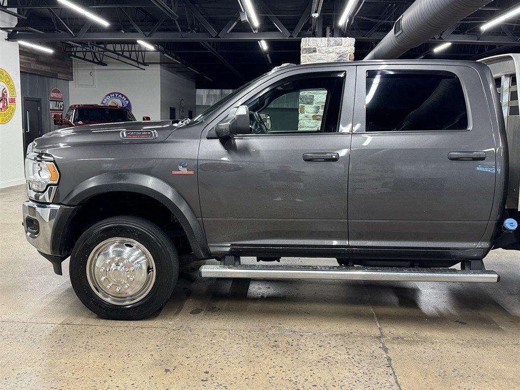 Used 2022 RAM 4500 Tradesman w/ Chrome Appearance Group AWD/4WD image 5