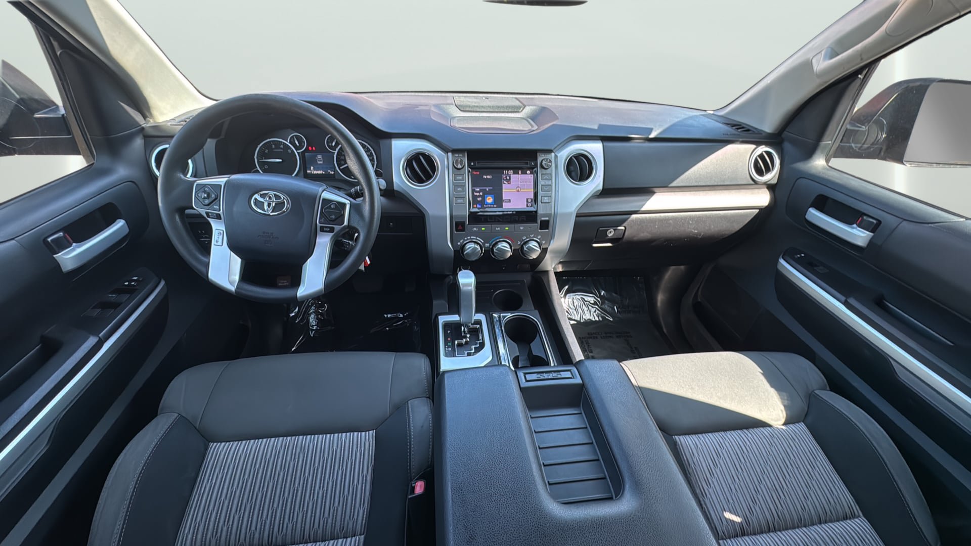 Used 2015 Toyota Tundra SR5 w/ SR5 Upgrade Package RWD image 31