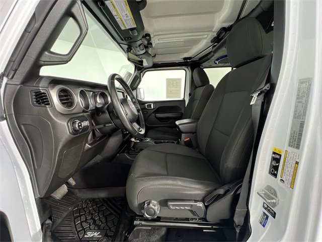 Used 2021 Jeep Gladiator Sport image 20