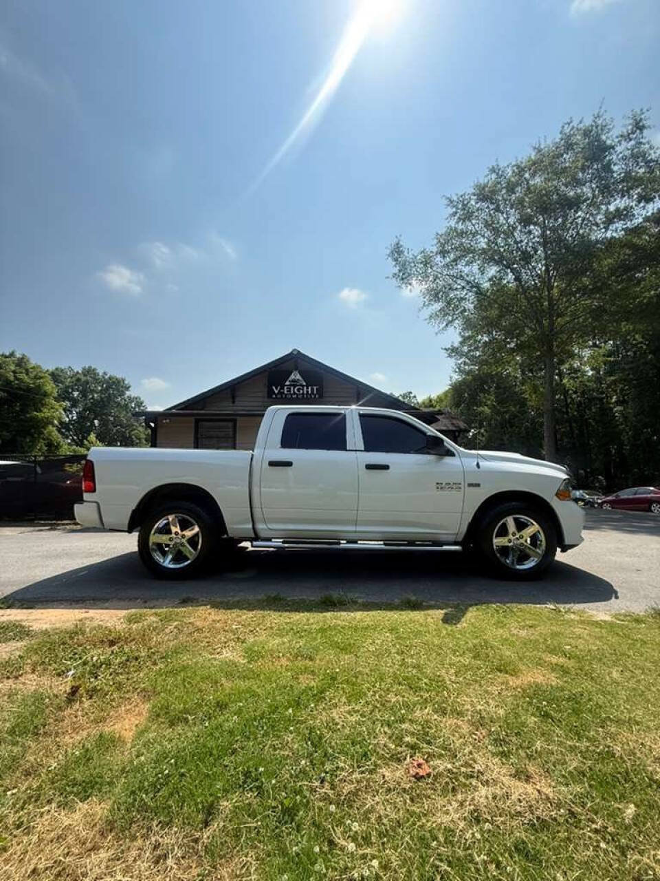 Used 2012 RAM 1500 Express w/ Detroit Red Wings Edition AWD/4WD image 7