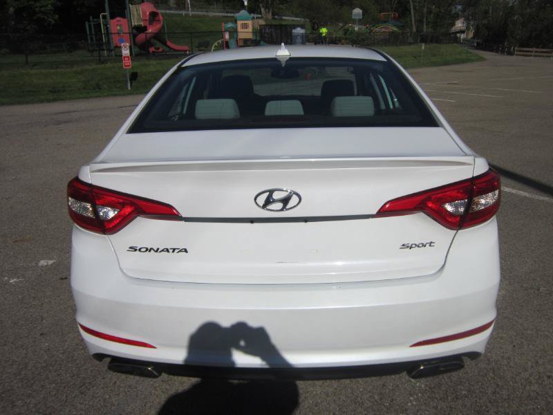 Used 2016 Hyundai Sonata Sport FWD image 17