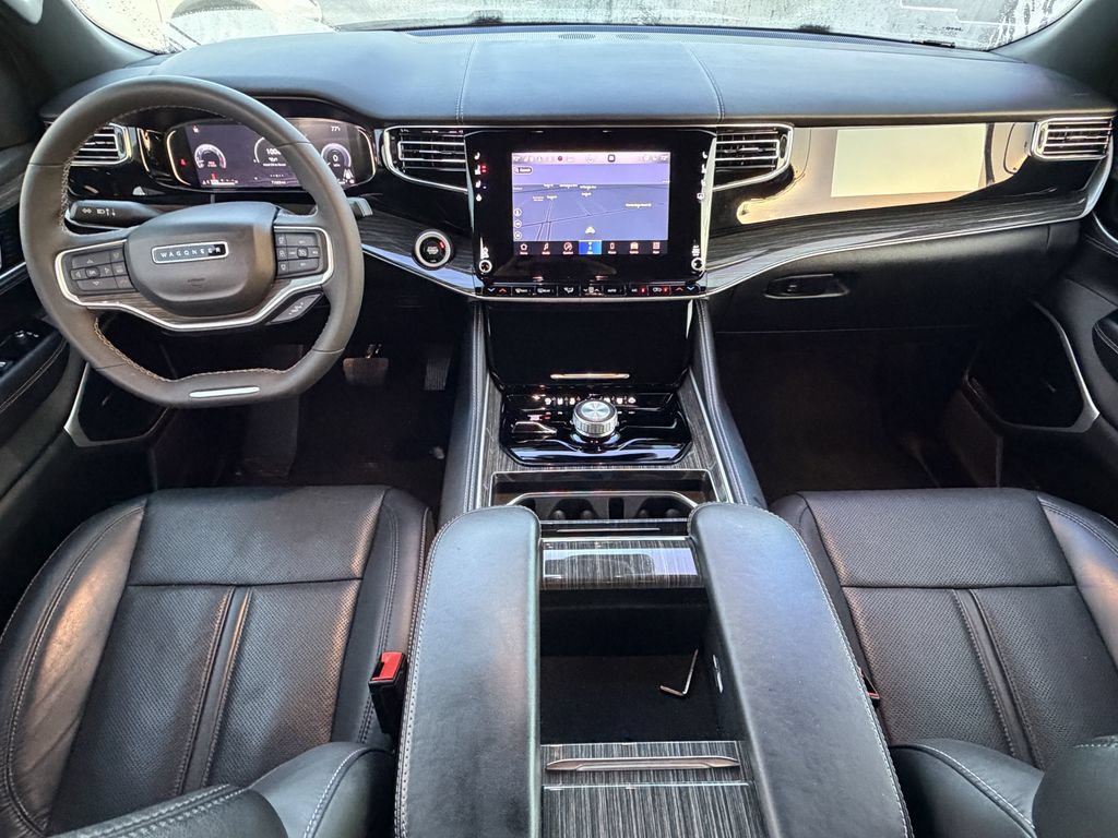 Used 2022 Jeep Wagoneer Series II AWD/4WD image 13