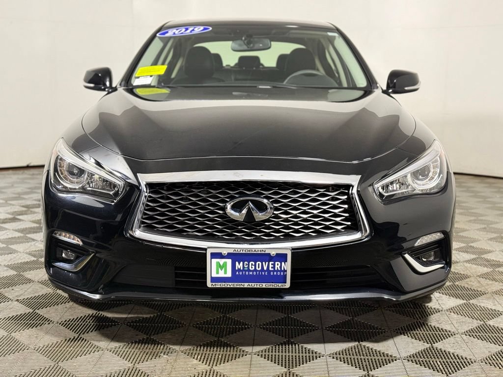Used 2019 INFINITI Q50 Luxe w/ Essential Package (3.0T Luxe) AWD/4WD image 10