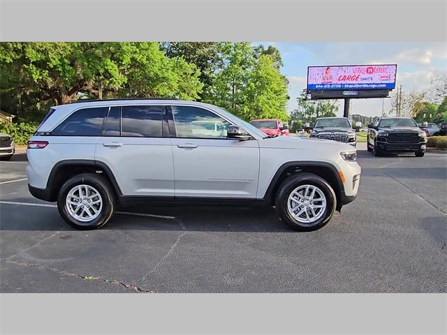 New 2025 Jeep Grand Cherokee Laredo X image 35