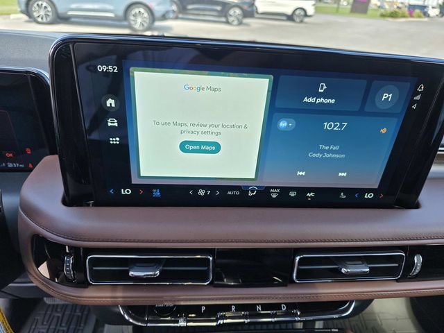 New 2026 Lincoln Aviator Reserve w/ Luxury Package RWD image 9