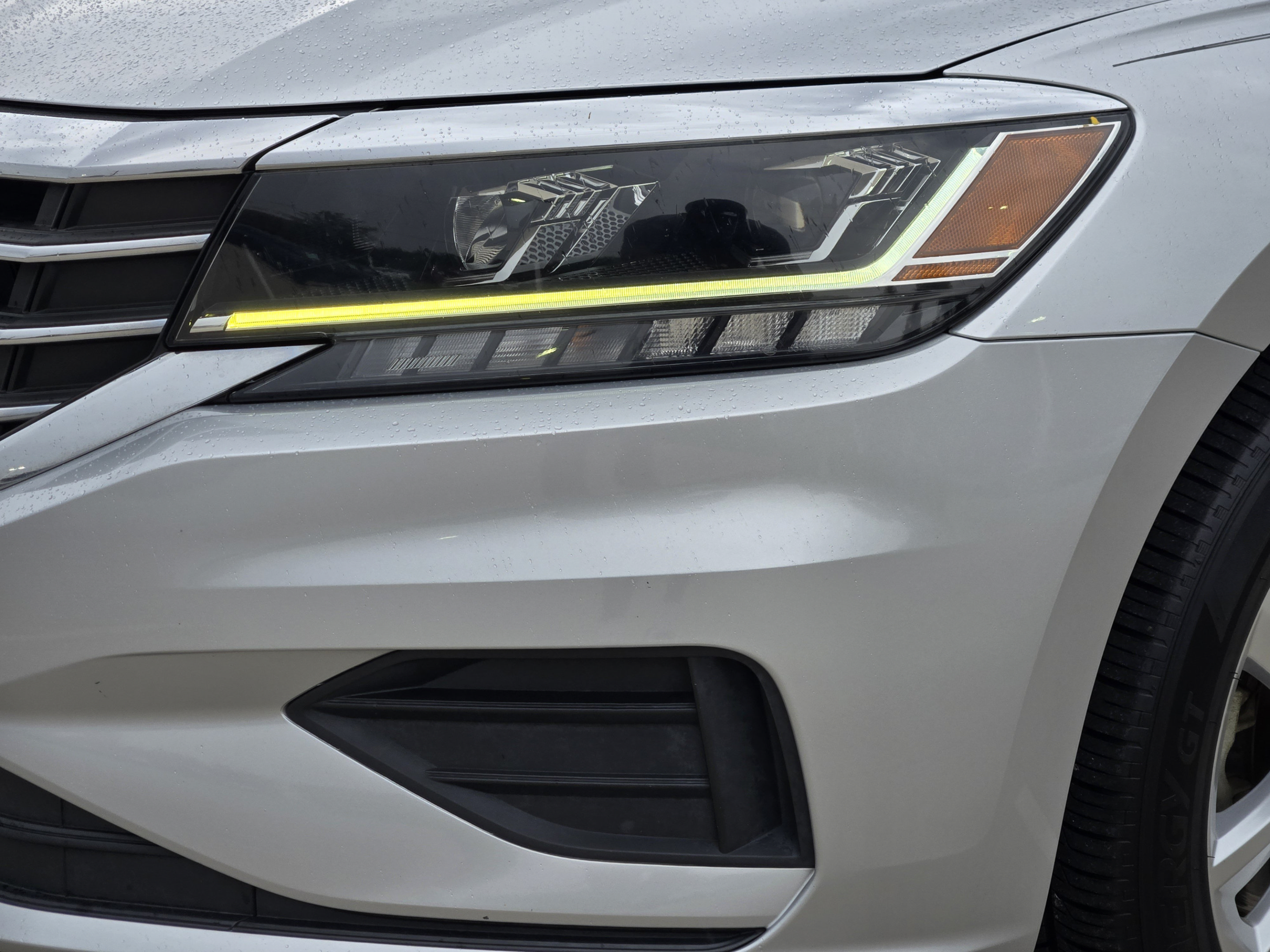 Used 2020 Volkswagen Passat 2.0T SE w/ Sunroof Package FWD image 30