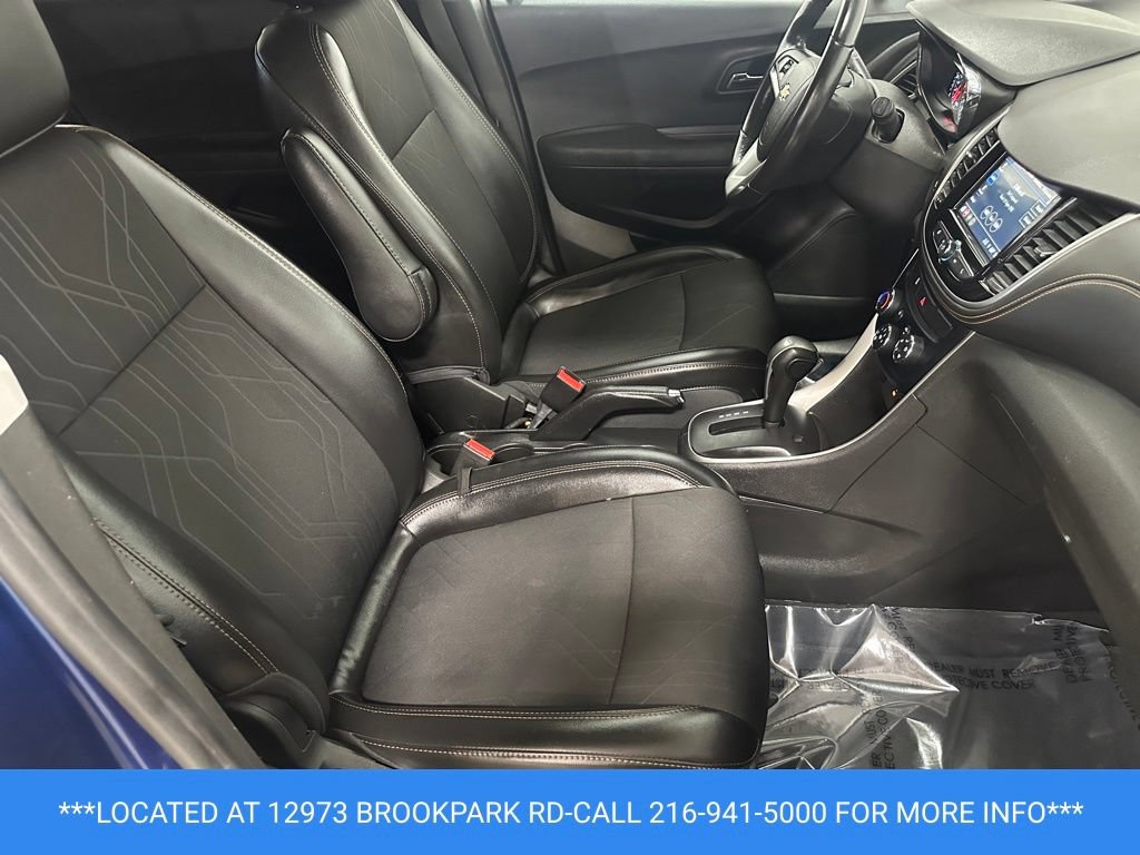 Certified 2019 Chevrolet Trax LT w/ LT Convenience Package FWD image 23