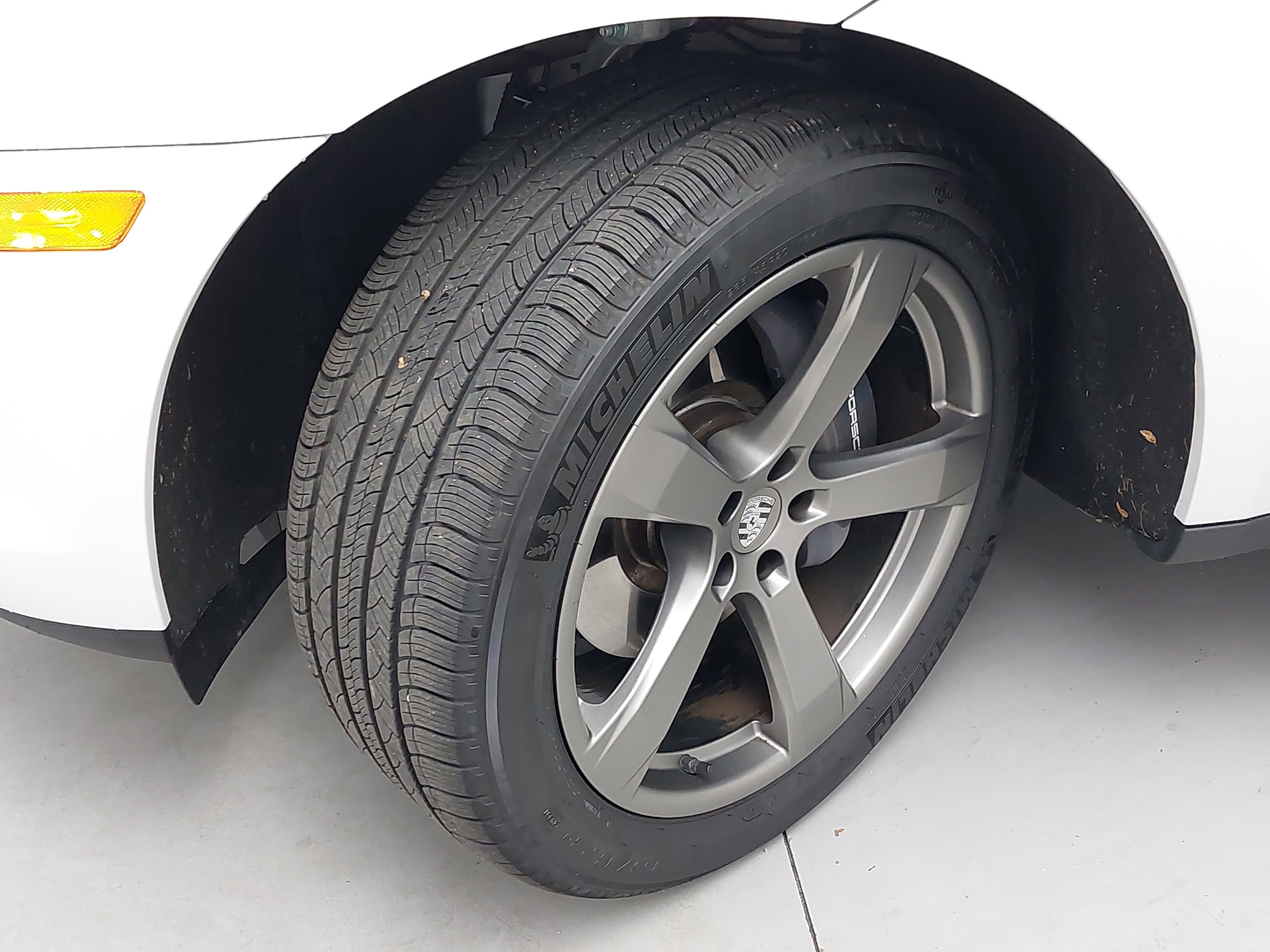 Used 2025 Porsche Macan image 34