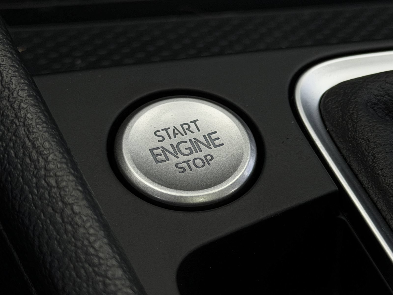 New 2026 Volkswagen Jetta SEL FWD image 20