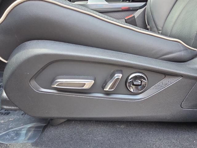 Used 2023 Acura MDX SH-AWD w/ Advance Package image 12