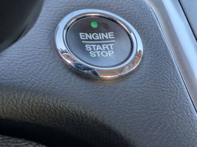 Used 2020 Ford Fusion SE image 20