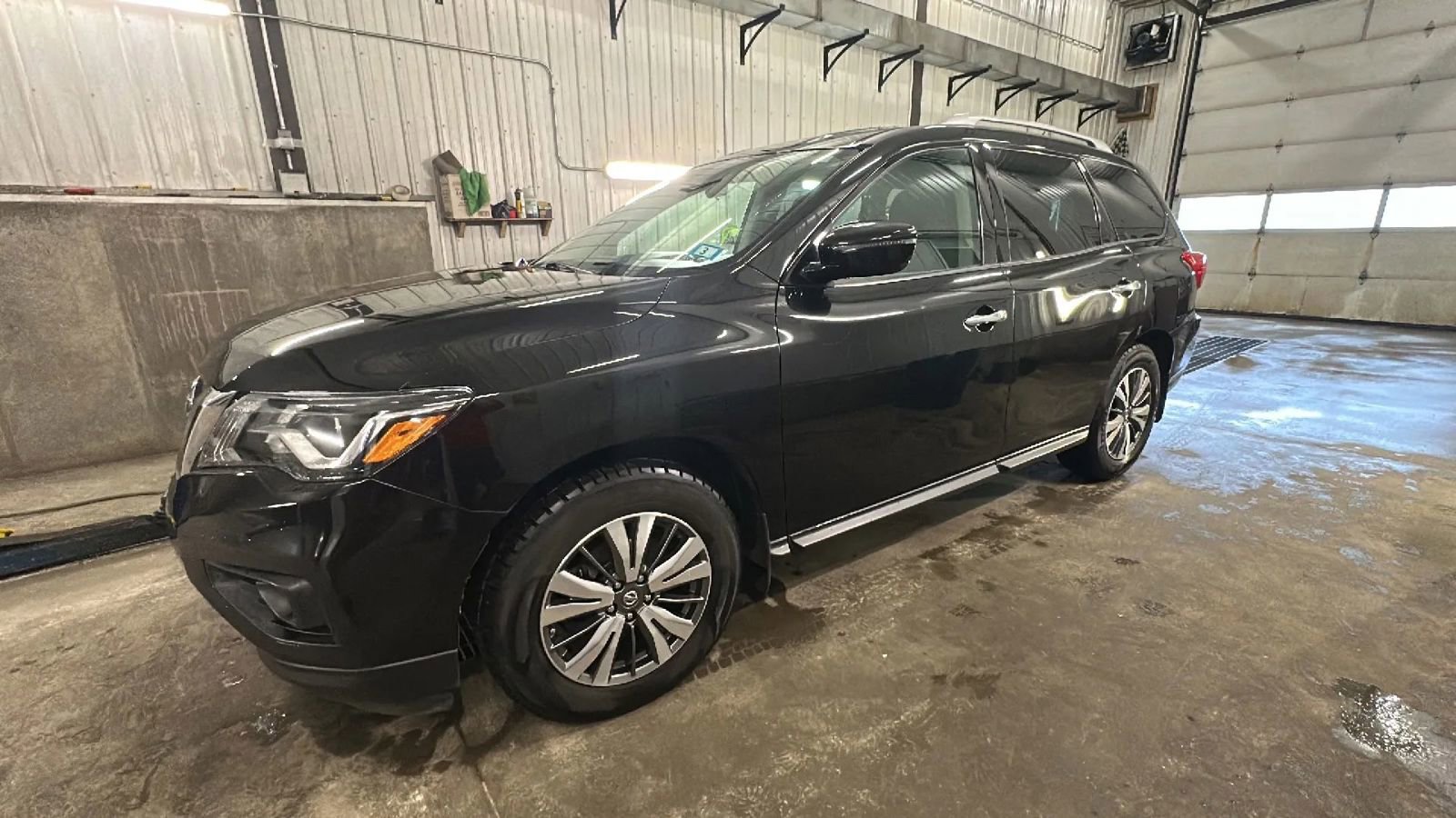 Used 2017 Nissan Pathfinder S