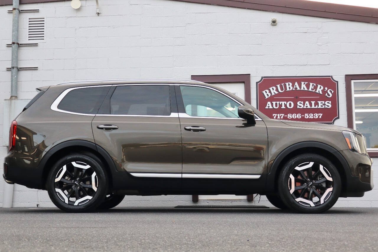 Used 2025 Kia Telluride S