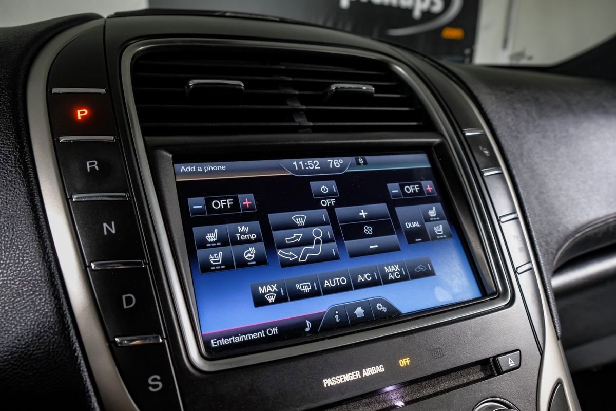 Used 2016 Lincoln MKX Reserve w/ Technology Package image 27