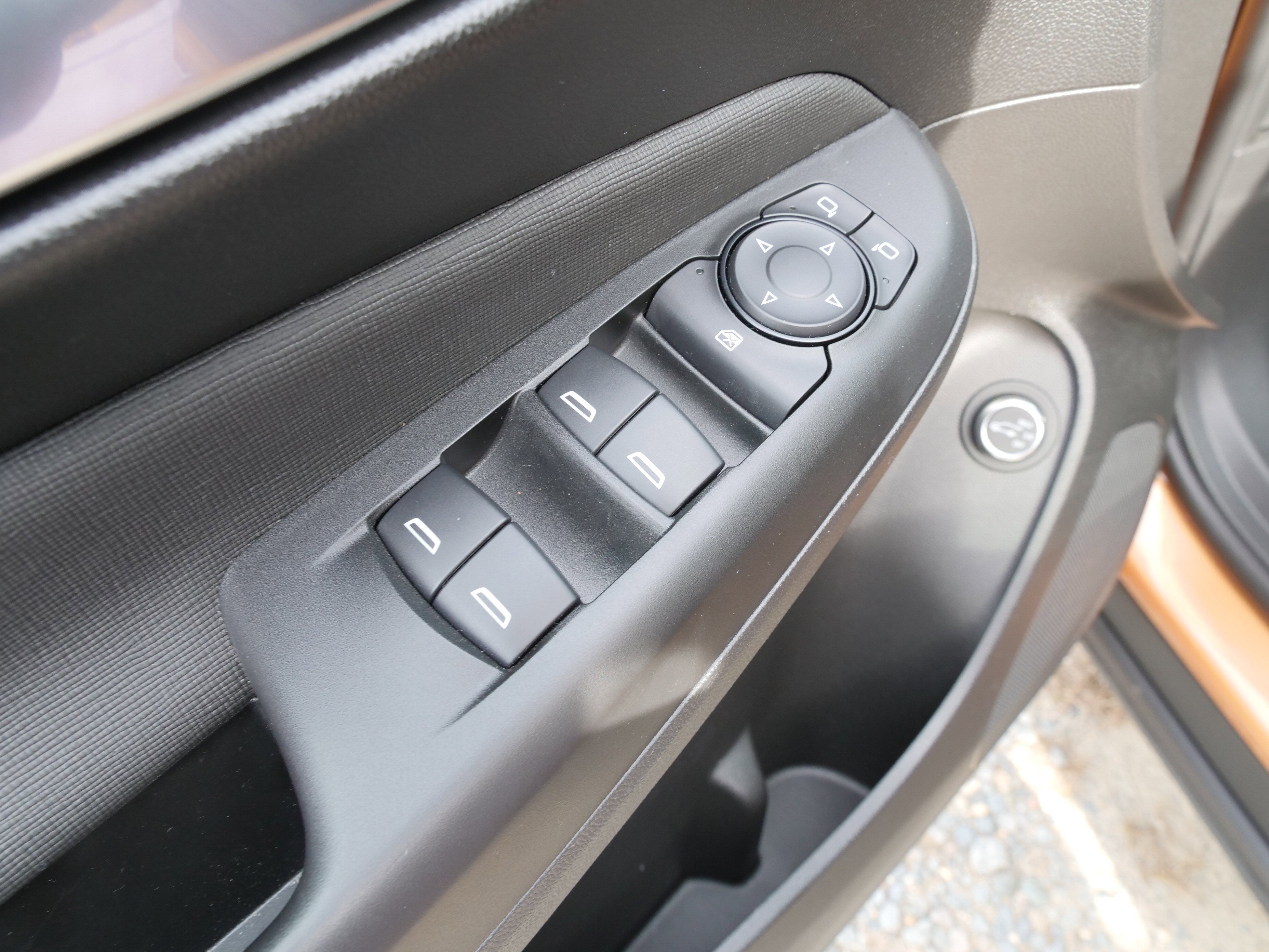 Used 2024 Buick Envista Preferred w/ Convenience I Package image 18