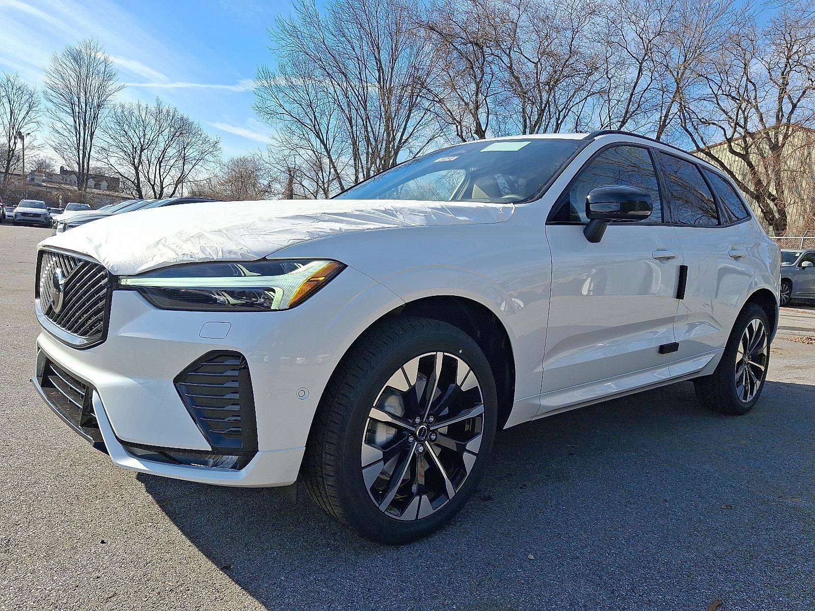 New 2026 Volvo XC60 B5 Plus w/ Protection Package Premier image 2