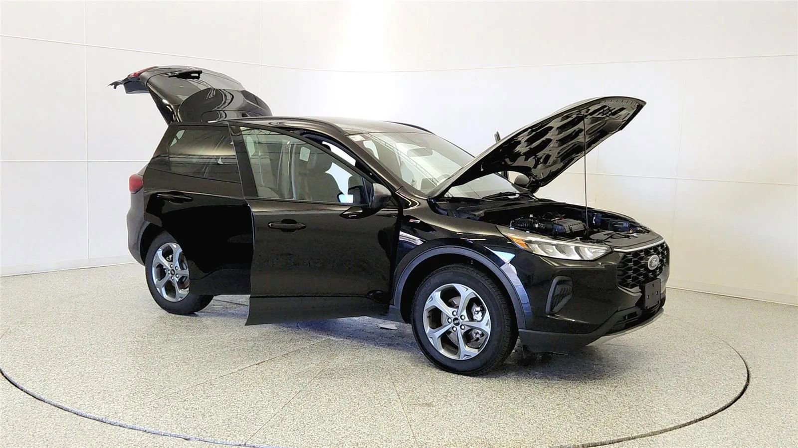 Used 2025 Ford Escape ST-Line image 9