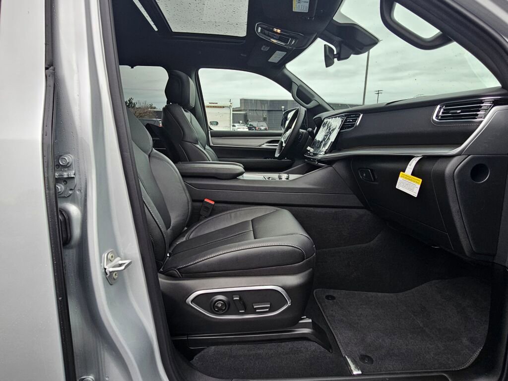 New 2026 Jeep Grand Wagoneer Limited image 41