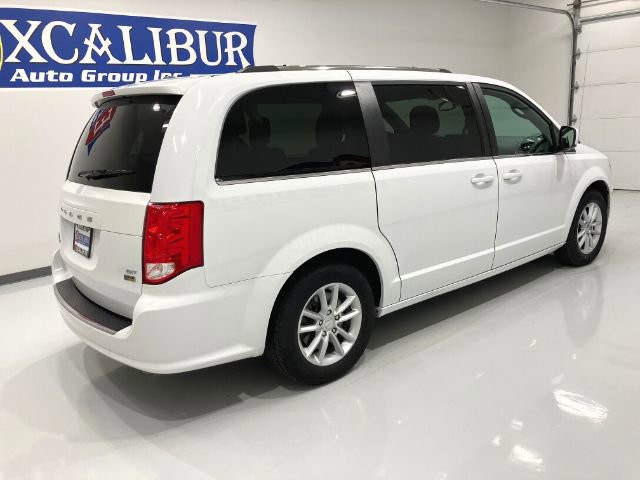 Used 2019 Dodge Grand Caravan SXT FWD image 17