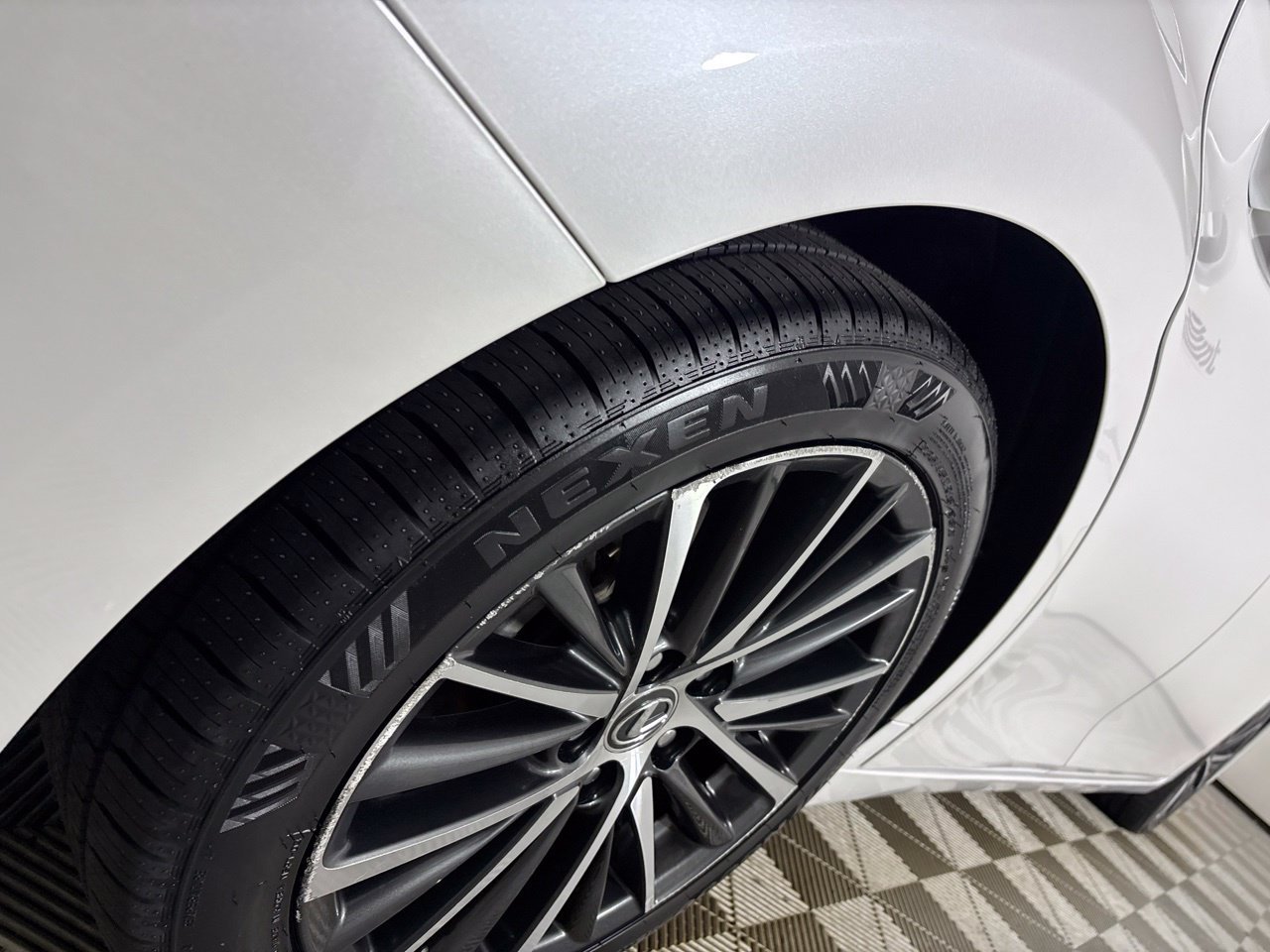 Used 2024 Lexus ES 350 w/ Premium Package FWD image 35