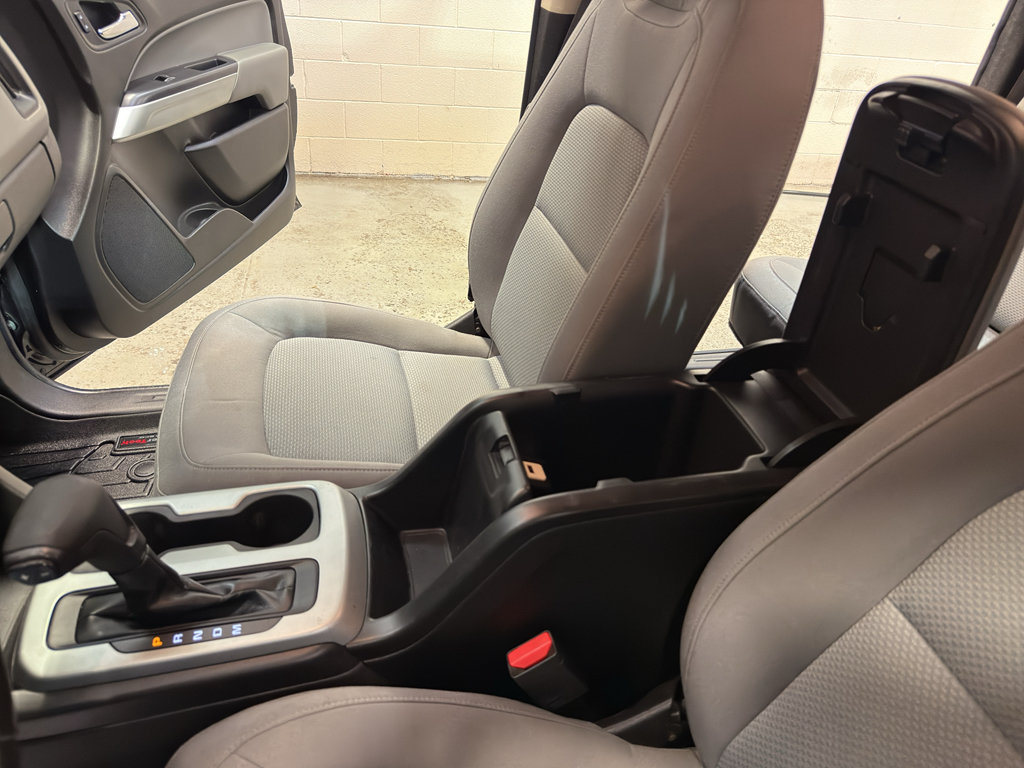 Used 2016 Chevrolet Colorado LT w/ LT Convenience Package AWD/4WD image 20