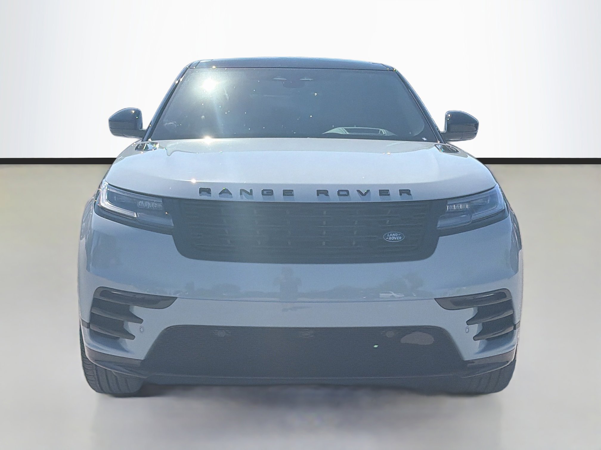 New 2026 Land Rover Range Rover Velar Dynamic SE image 8