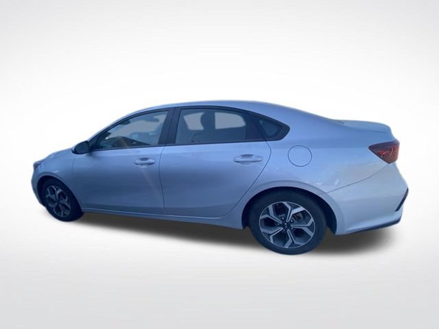 Used 2021 Kia Forte LXS FWD image 3