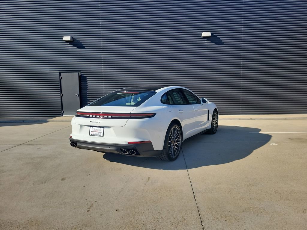 Used 2025 Porsche Panamera 4 image 5