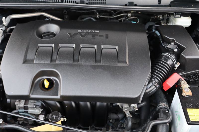 Used 2014 Toyota Corolla LE image 28