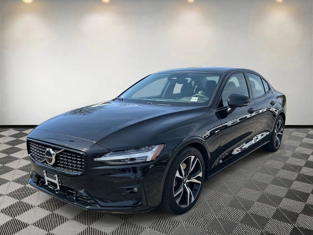 Certified 2023 Volvo S60 B5 Plus w/ Climate Package image 7