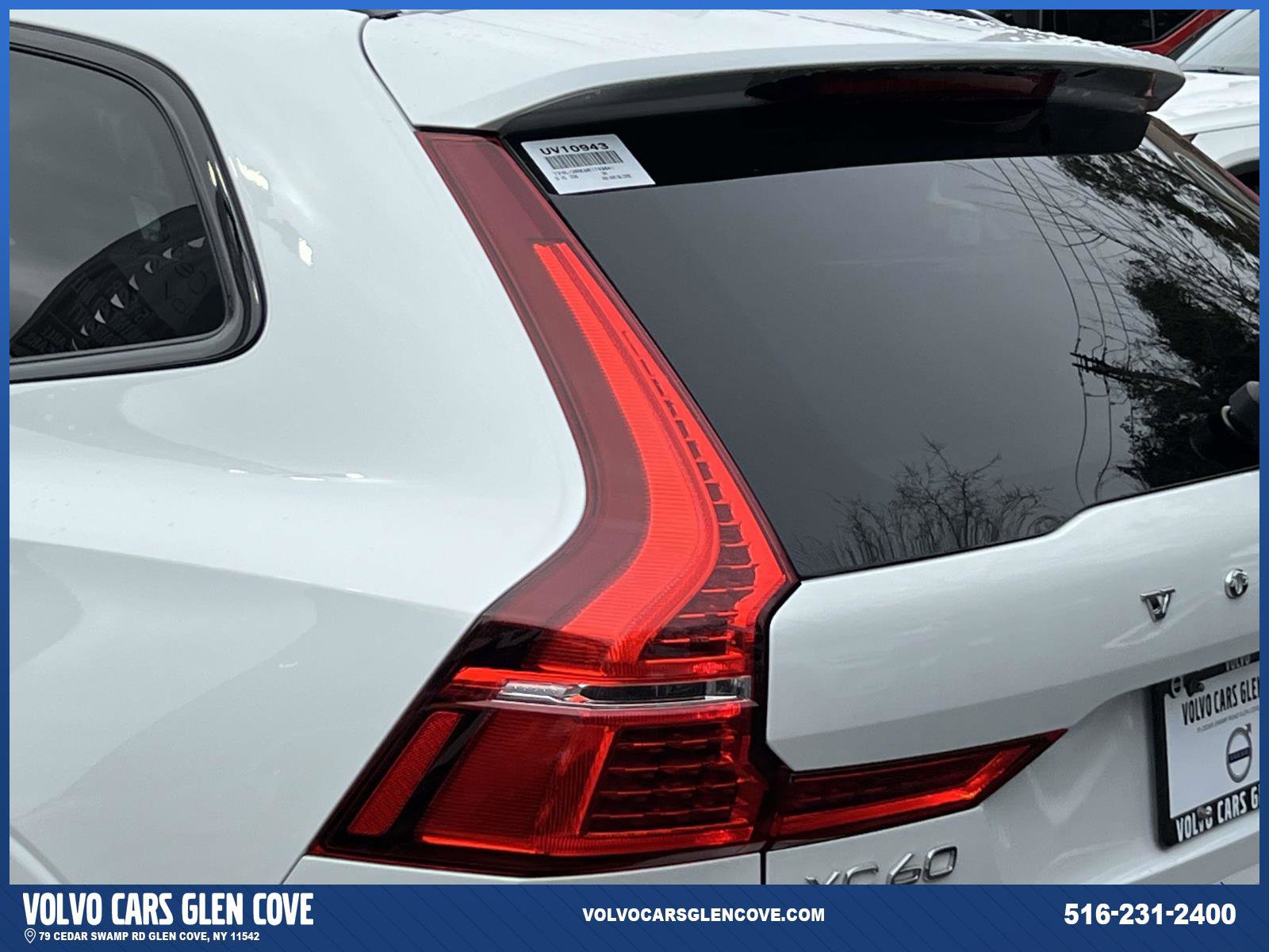 Certified 2024 Volvo XC60 B5 Core w/ Protection Package Premier AWD/4WD image 8