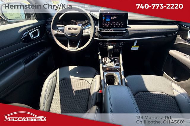 New 2026 Jeep Compass Latitude AWD/4WD image 9