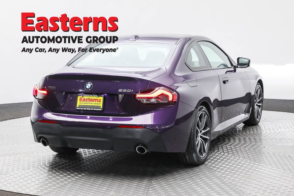 Used 2024 BMW 230i Coupe w/ Premium Package image 5