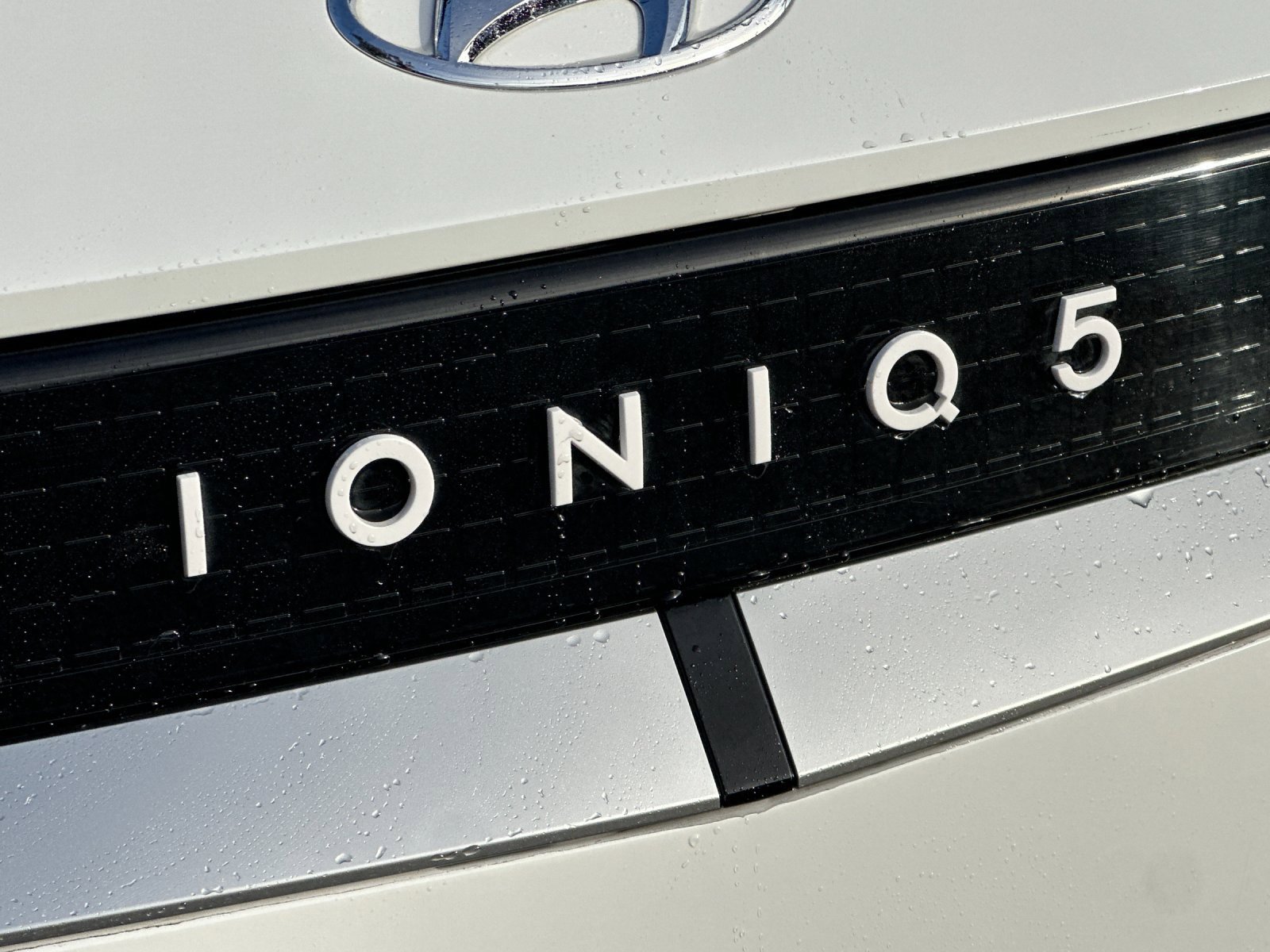 Used 2024 Hyundai Ioniq 5 SEL image 26
