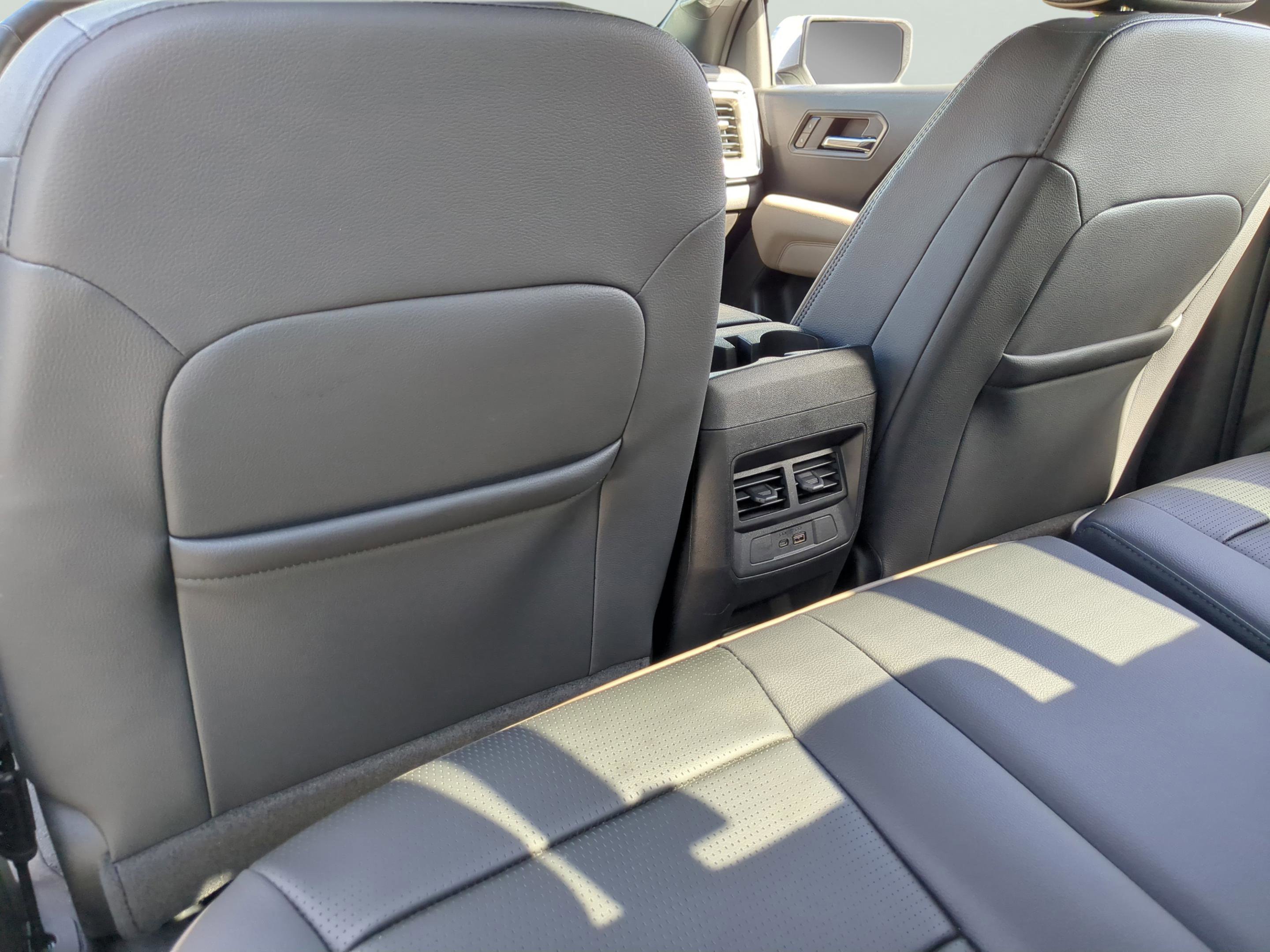 Used 2024 GMC Canyon Denali AWD/4WD image 21