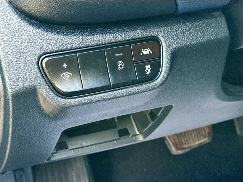 Used 2021 Kia Seltos S FWD image 11