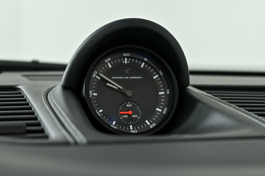 Certified 2024 Porsche 911 image 17