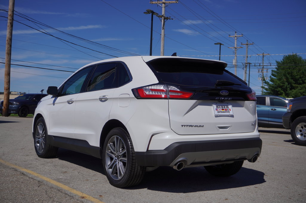 Used 2024 Ford Edge Titanium AWD/4WD image 5