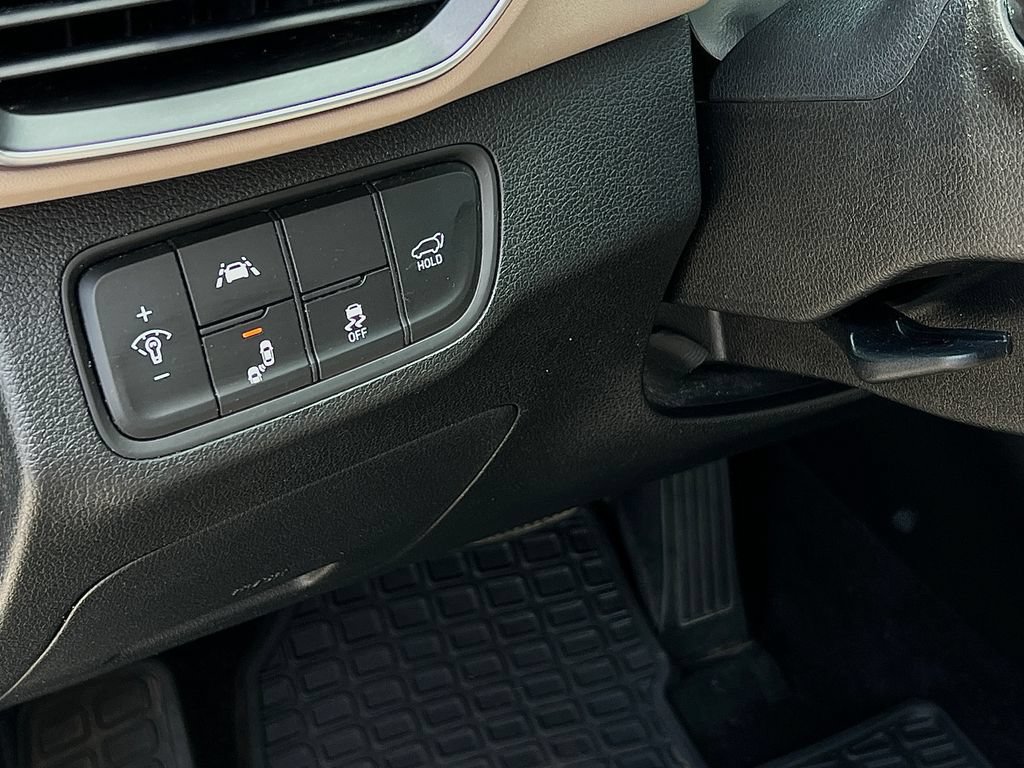 Used 2019 Hyundai Santa Fe Limited FWD image 8