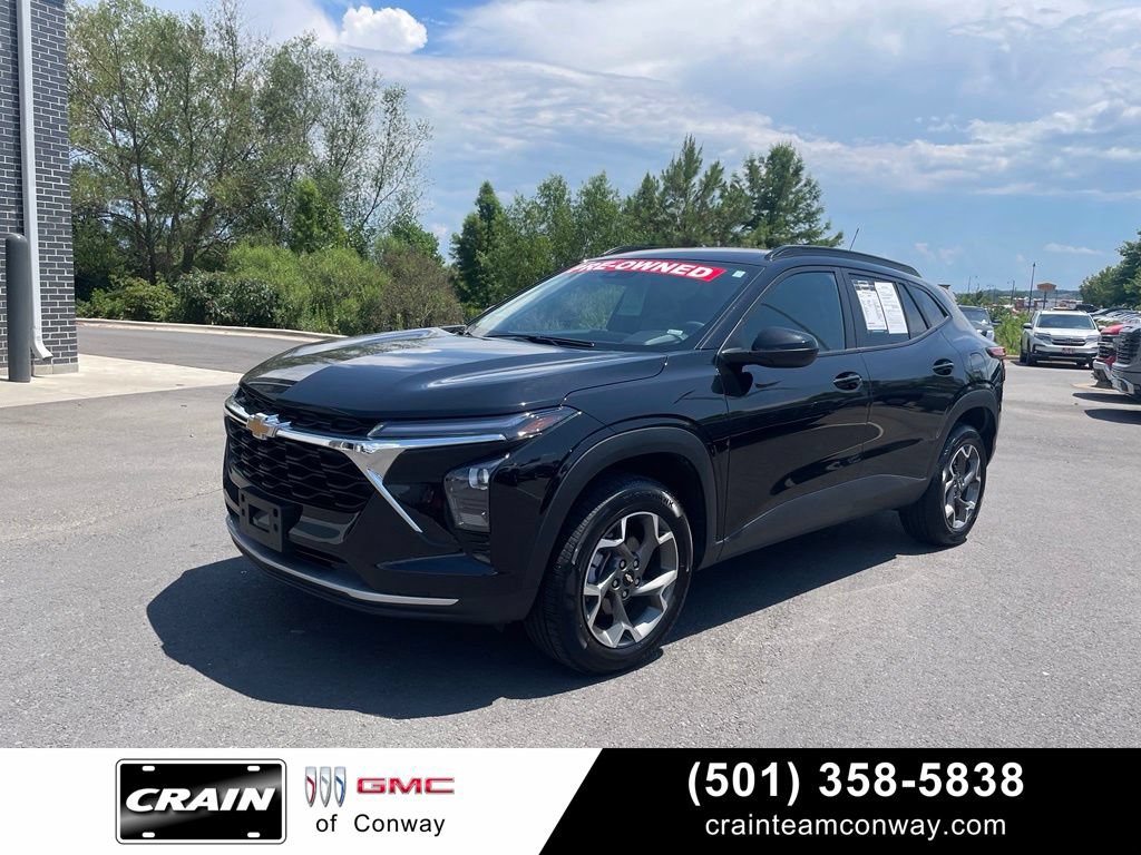 Used 2025 Chevrolet Trax LT