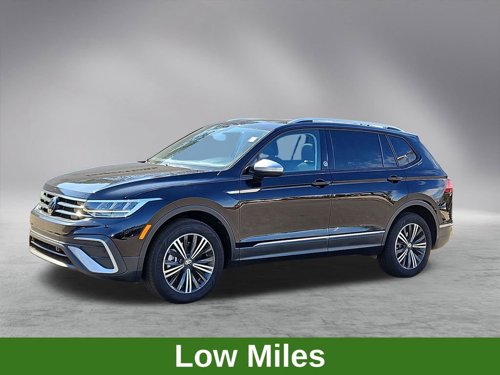 Used 2024 Volkswagen Tiguan Wolfsburg Edition image 3
