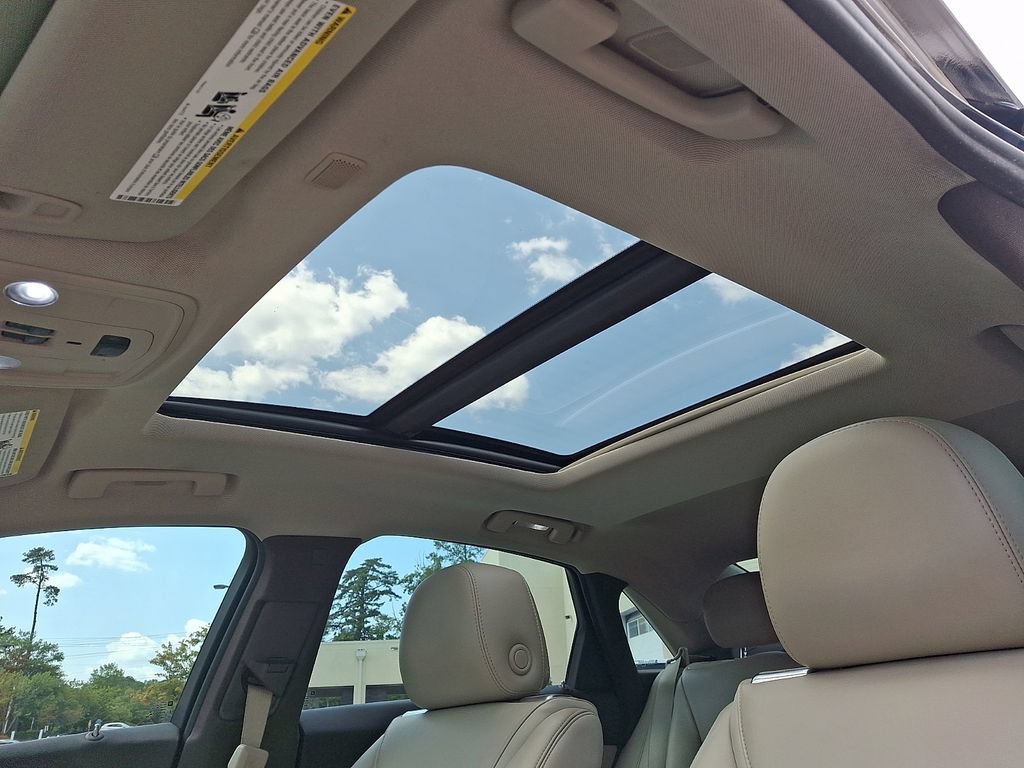 Used 2013 Cadillac XTS Premium AWD/4WD image 14