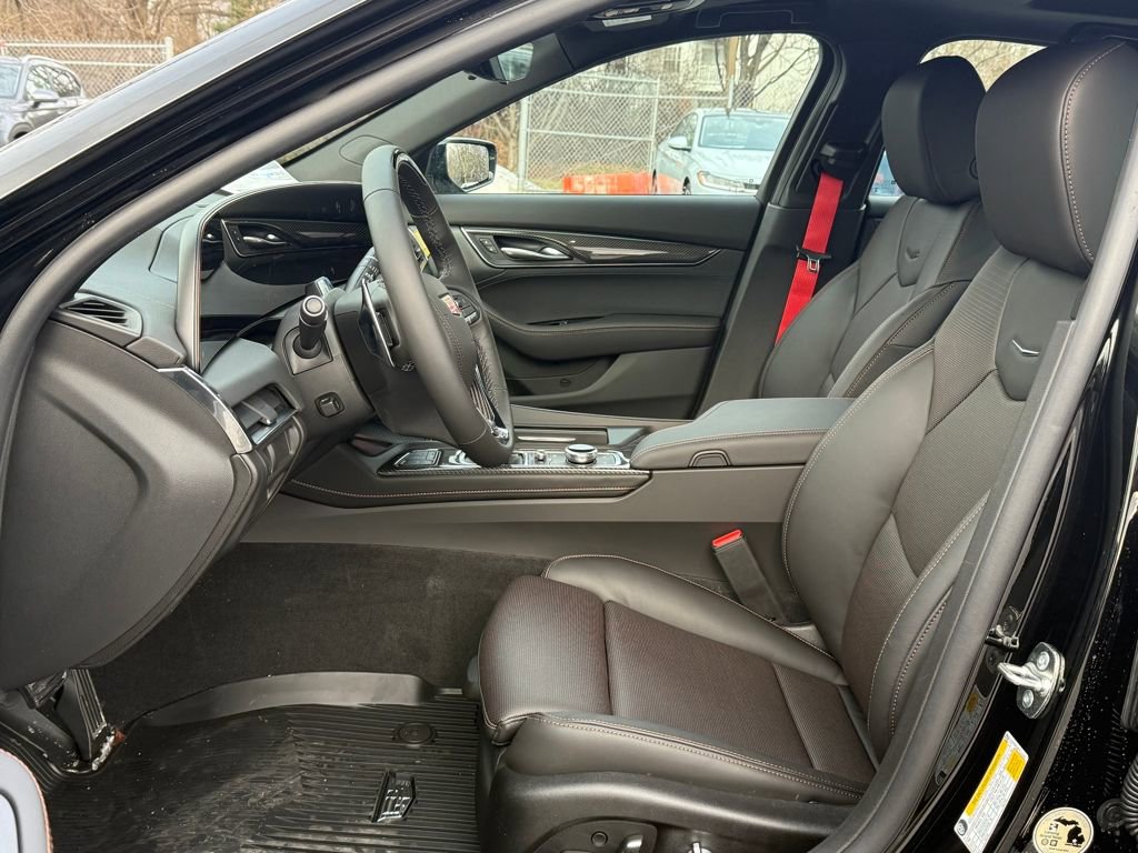 New 2026 Cadillac CT5 V image 9