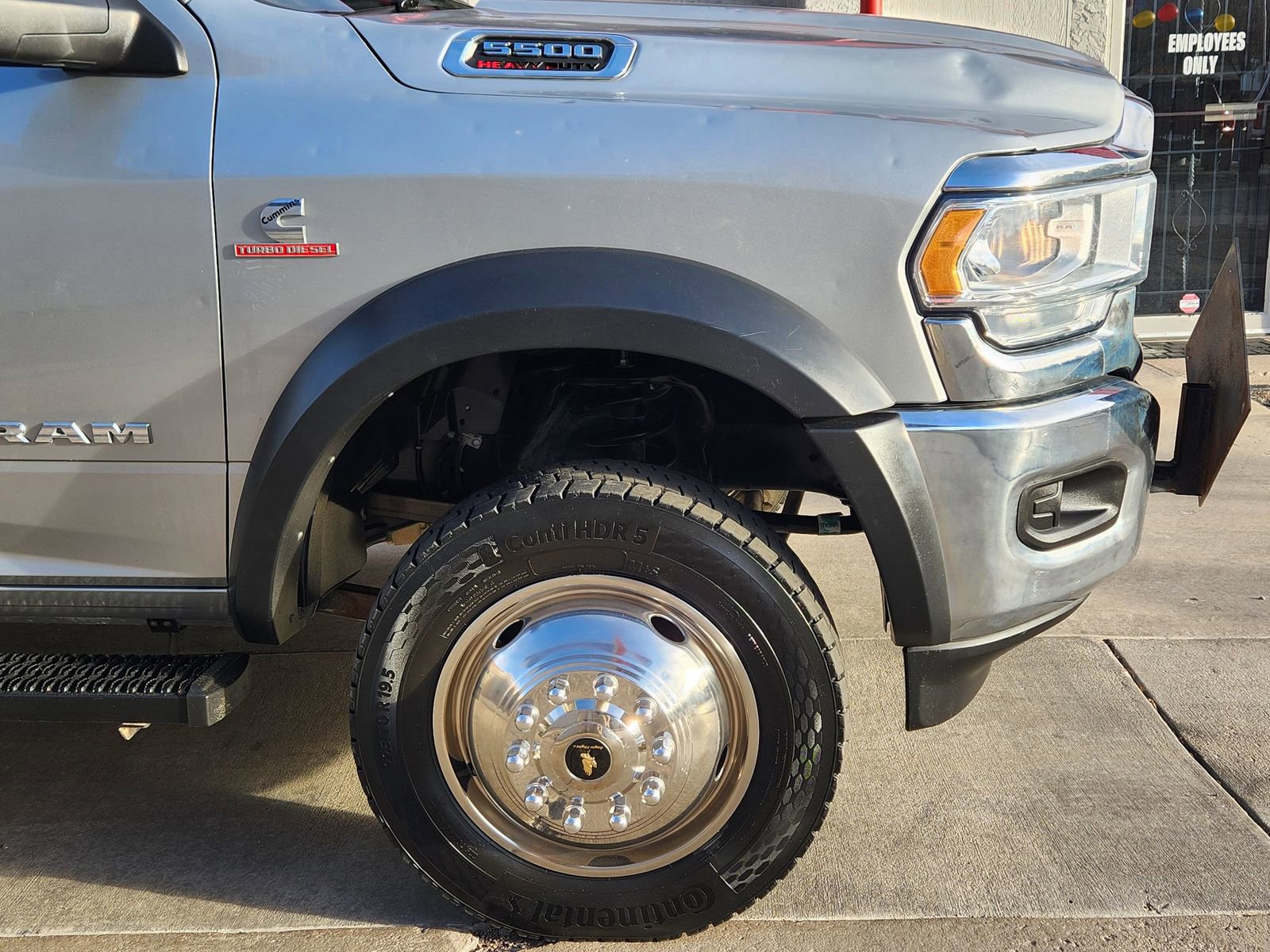 Used 2022 RAM 5500 Tradesman w/ Chrome Appearance Group image 10