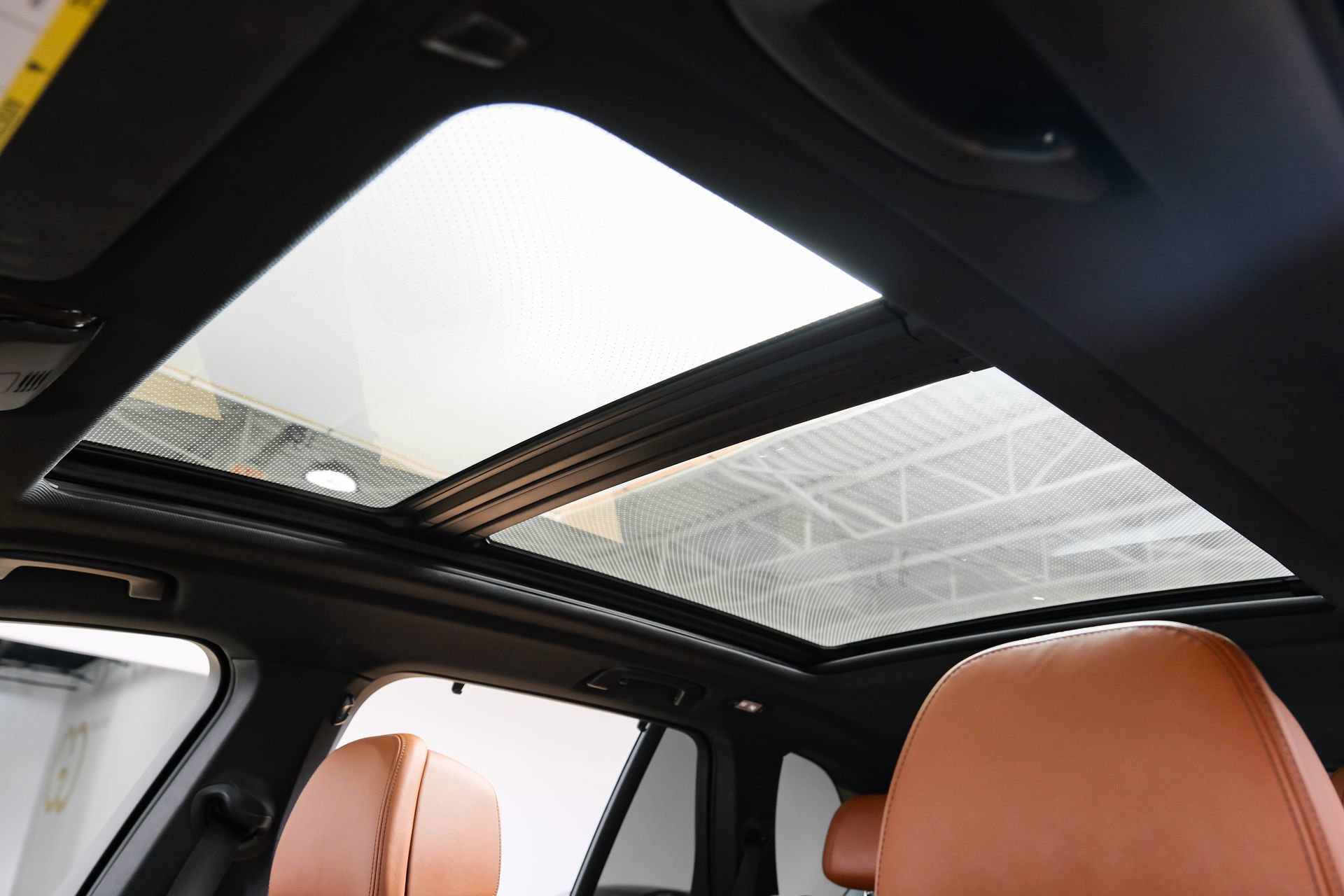 Used 2023 BMW X5 sDrive40i w/ Executive Package image 5